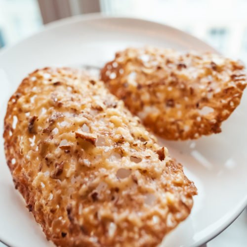 Mandelflarn Norwegian almond lace cookies