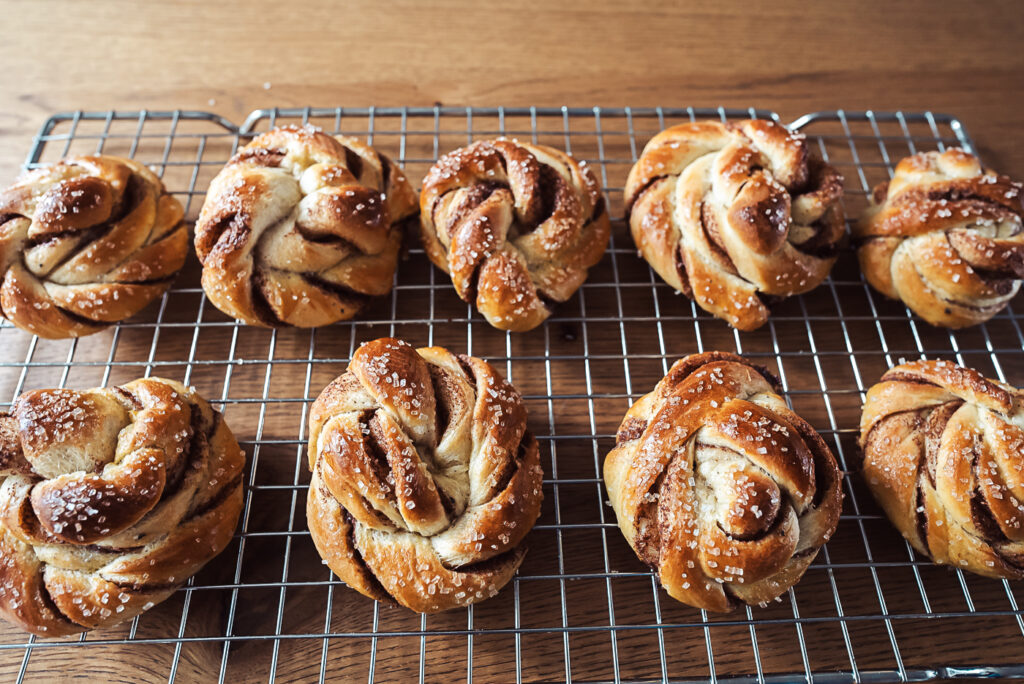 Norwegian kanelsnurrer cinnamon knots