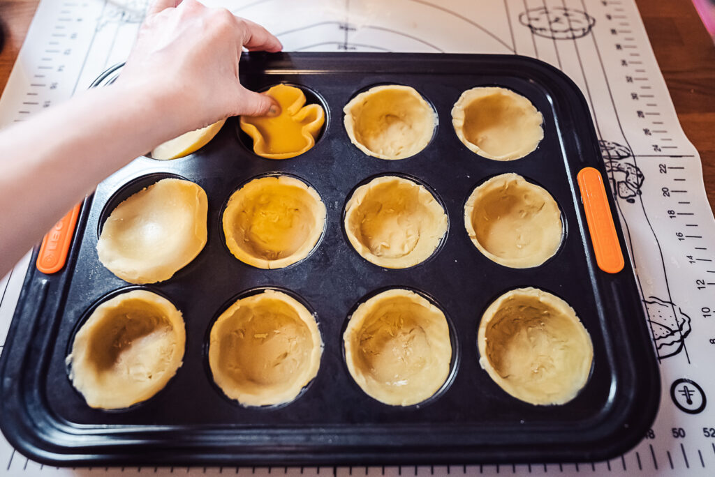 forming mazariner in muffin tin