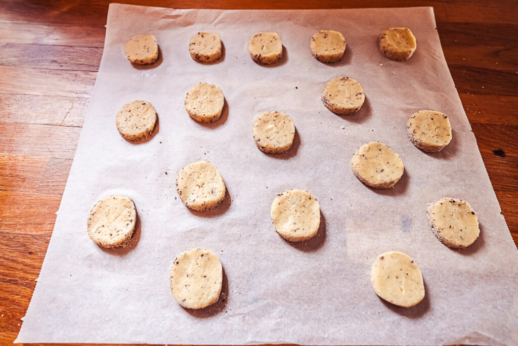 sliced cardamom cookie dough