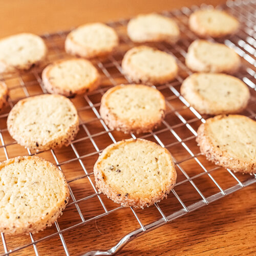 Norwegian cardamom cookies