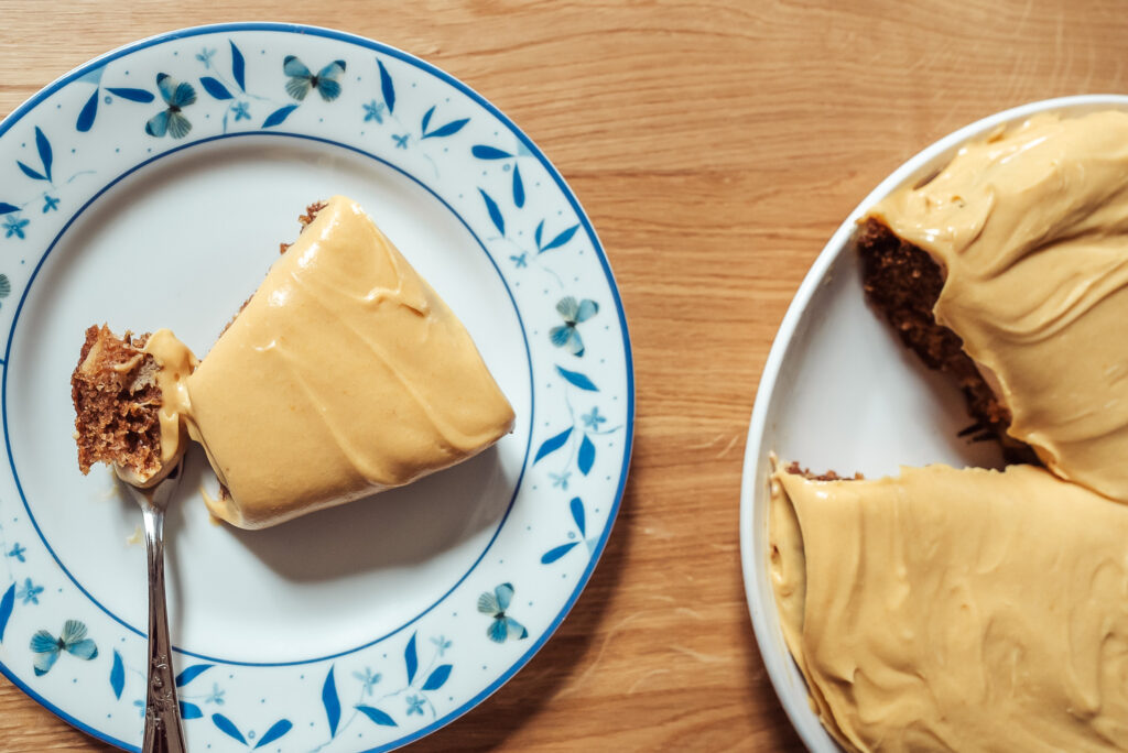 Norwegian apple cinnamon cake with brown cheese frosting