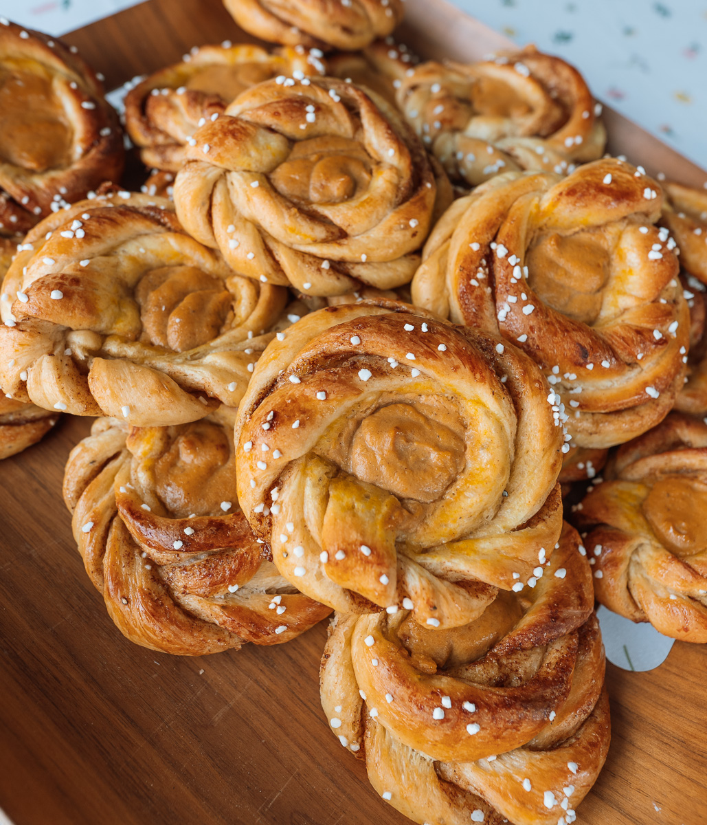 pumpkin pie cinnamon buns