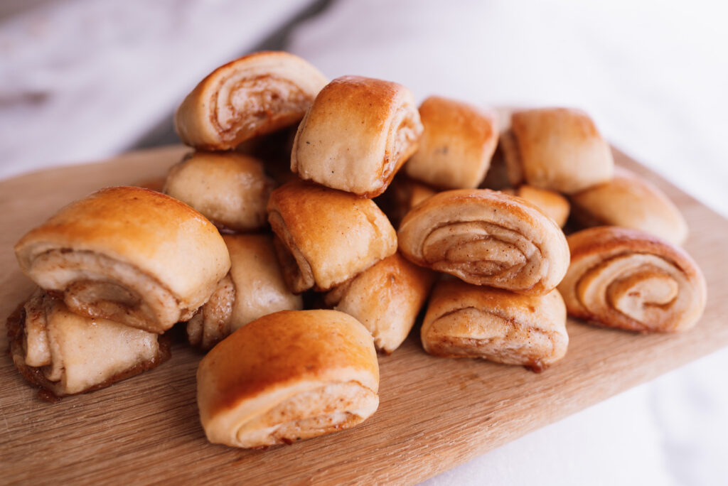 Swedish gifflar (mini cinnamon rolls)