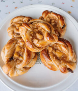 scandinavian apple buns on a plate